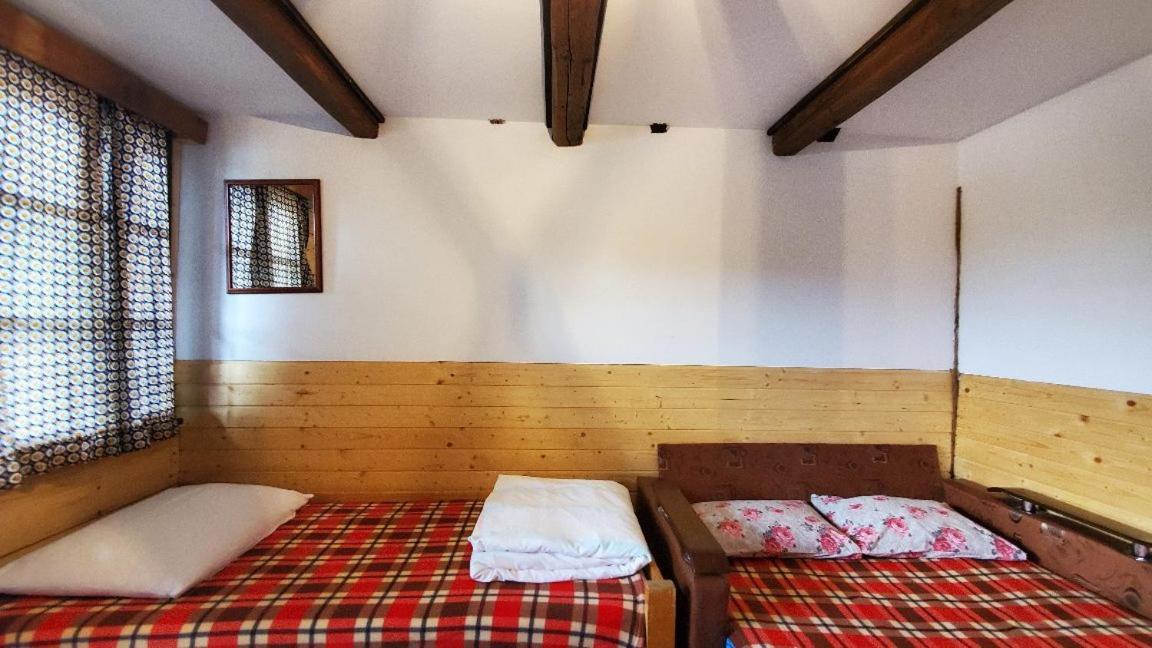 סובאטה Casa Rustic Feher & Fekete Vendeghazak מראה חיצוני תמונה