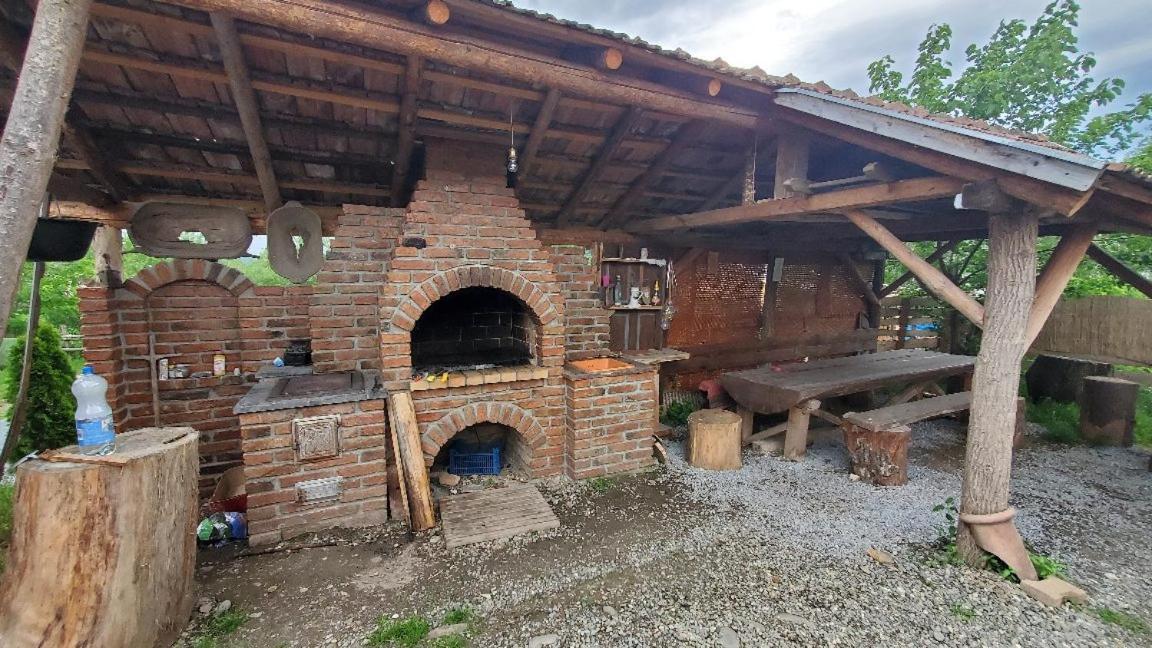 סובאטה Casa Rustic Feher & Fekete Vendeghazak מראה חיצוני תמונה