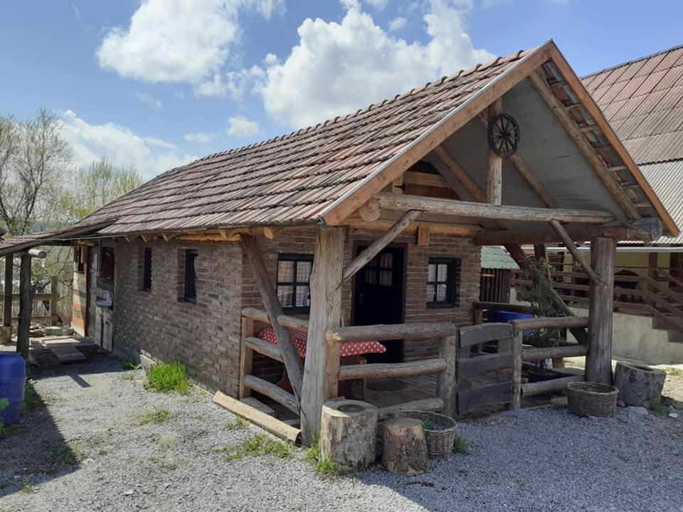 סובאטה Casa Rustic Feher & Fekete Vendeghazak מראה חיצוני תמונה